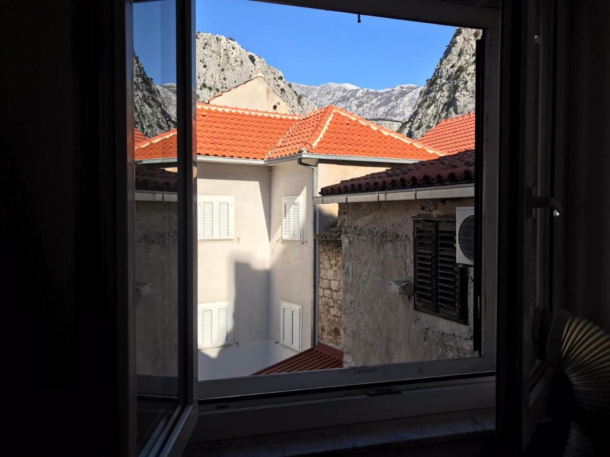 Hostel Omis Exterior photo